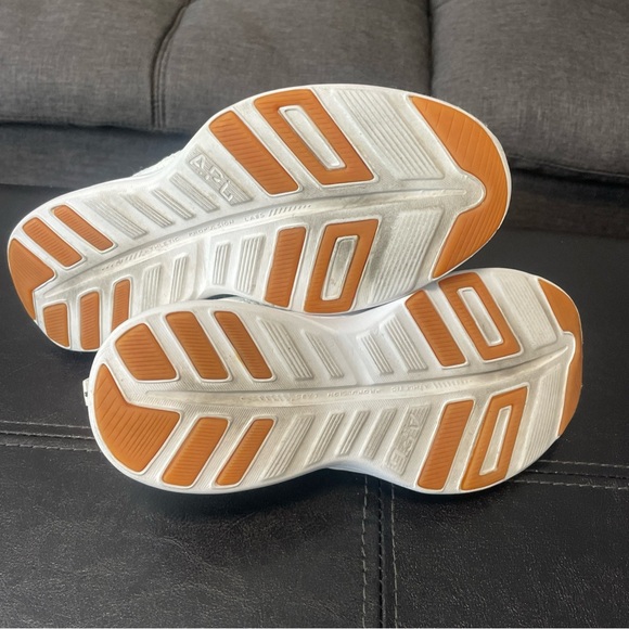 APL TECHLOOM PRO SNEAKERS White/off White Womens 6.5 - Picture 9 of 9